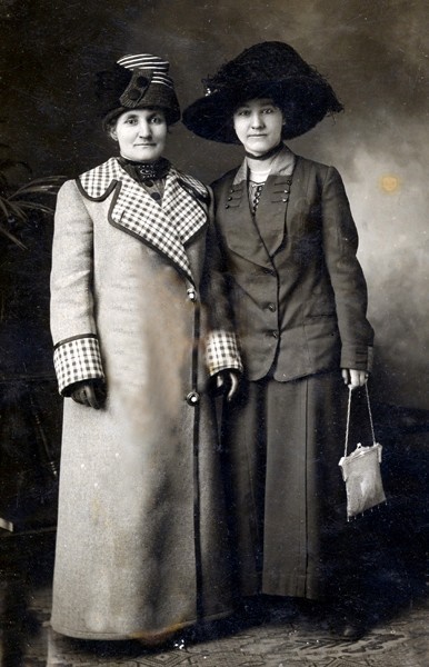 Sallie and Ida